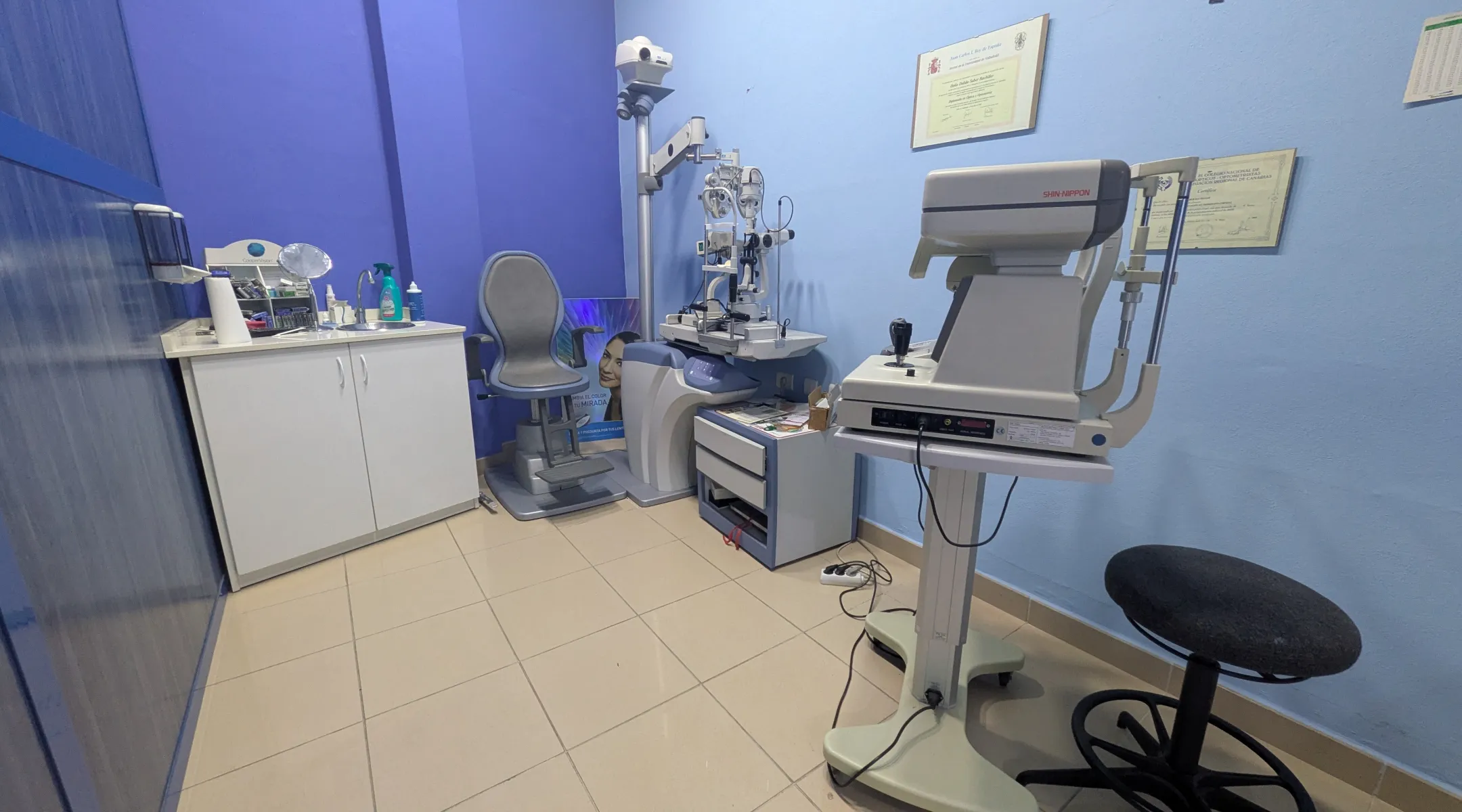 Optivisión Centro Óptico y Auditivo - Interior